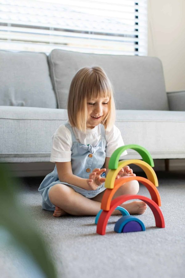 Jeux montessori pour un enfant de 3 ans : les modèles les plus recherchés